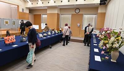 グリーン大阪 第23回組合員美術作品展を開催.jpg